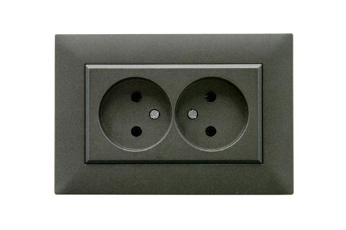 Розетка 2-я Karea RIZZ STAR без заземл. дым. металлик Makel 88050017 1889520 - фото 16665851