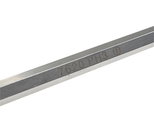 JTC-7698 - Отвертка TORX T25х250мм удлиненная JTC - 
Материал: SNCM8660.
Черный наконечник.
Двухцветная ручка изготовлена из полипропилена и ТПВ полимера дпя предотвращения возникновения коррозии от нефтепродуктов и химических растворов.
Соответствует меж JTC-7698 - фото 16681931