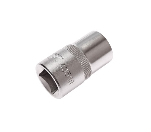 JTC-43518 - Головка торцевая 1/2" TORX E18 L=38мм JTC - 
  Изготовлена из закаленной хром-ванадиевой стали. 
  Размер: 1/2&rdquo;хE18.
  Общая длина: 38 мм. 
  Количество в оптовой упаковке: 10 шт. и 200 шт. 
  Габаритные размеры: 38/22/22 мм. (Д/Ш/В JTC-43518 - фото 16684235