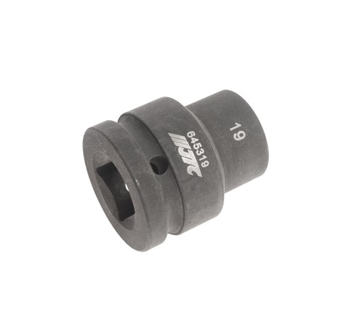 JTC-645319 - Головка торцевая 3/4" 19мм 12-ти гранная ударная L=51мм JTC -  
  Изготовлена из высококачественной хром-молибденовой стали. 
  12 граней, метрический размер.
  Размер: 3/4&quot;х19 мм.
  Длина: 51 мм. 
  Габаритные размеры: 51/44/44 мм. JTC-645319 - фото 16684385