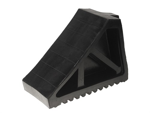 JTC-5825 - Упор противооткатный резиновый 240х170х115мм JTC - 
Эффективная антискользящая функция обеспечивается особой ребристой поверхностью основания упора.
Применение: предназначен для всех марок автомобилей, в том числе для автобусов и грузовиков.
Ма JTC-5825 - фото 16686144