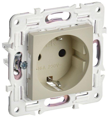 Розетка SKANDY 16А с заземл. защ. штроки SK-R04B беж. IEK SK-R14-16-K10 1836010 - фото 16744079