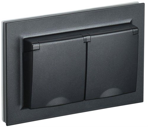 Розетка 2-м СП BRITE РСбш12-3-44-БрЧ 16А в сборе IP44 с крышкой черн. IEK BR-R26-16-44-K02-F 1617371 - фото 16752869