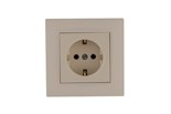Розетка 1-м Karea RIZZ с заземл. керамика крем Makel 88010008 1889501