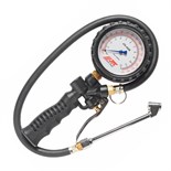 JTC-4058L - Манометр шинный 12атм. многофункциональный 170PSI JTC -  
Манометр с рукоятью и ручным клапаном. Выполняет три функции: проверка давления, сбрасывает давление до нужного значения, накачивает до нужного значения. 
 Большой (80 мм.) датчик, с  JTC-4058L