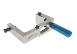 JTC-6713 - Фиксатор эксцентрикового вала (BMW) JTC - 
Используется для фиксации эксцентрикового вала при демонтаже пружины клапана.
Применение: BMW N55, N20, N26.
Оригинальный номер ВМ: 114450. JTC-6713