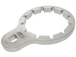 JTC-5476 - Ключ для замены топливного фильтра JTC - 
Специально разработан для демонтажа топливных фильтров.
Используется с ключами: 1/2" Dr.
Применение: Nissan UD средней грузоподъемности.
Тип двигателя: UD GH5, GH7. JTC-5476
