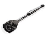 JTC-5022 - Ключ трещотка 1/4" 72 зуба 128мм металлическая рукоятка JTC -  
Трещоточный механизм с большим крутящим моментом.  
72 зуба обеспечивают удобство работы. 
Угол поворота: 5&deg;. 
С функцией быстрого отсоединения.  
Посадочный квадрат: 1/4' JTC-5022