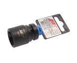 JTC-7970 - Головка торцевая 1/2" E30 ударная (MERCEDES Actros,Antos,Arocs) JTC - 
Специально разработан для работы с легкими гайками со специальным профилем на раме, сцепным устройством пятого колеса, передней опорой и гасителем вибрации.
Размер: 1/2" D JTC-7970