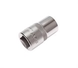 JTC-43518 - Головка торцевая 1/2" TORX E18 L=38мм JTC - 
  Изготовлена из закаленной хром-ванадиевой стали. 
  Размер: 1/2&rdquo;хE18.
  Общая длина: 38 мм. 
  Количество в оптовой упаковке: 10 шт. и 200 шт. 
  Габаритные размеры: 38/22/22 мм. (Д/Ш/В JTC-43518
