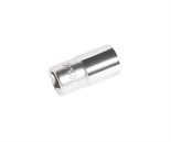 JTC-47318 - Головка торцевая 1/2" TORX E18 глубокая L=76мм JTC - 
  Изготовлена из закаленной хром-ванадиевой стали. 
  Размер: TORX 1/2&quot;хE18.
  Общая длина: 76 мм. 
  Количество в оптовой упаковке: 10 шт. и 200 шт. 
  Габаритные размеры: 76/21/ JTC-47318