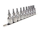 JTC-H409T - Набор бит-головок 1/2" TORX T20-T60 9 предметов JTC -  
В комплекте: Т20, Т25, Т27, Т30, Т40, Т45, Т50, Т55, Т60. 
Общее количество: 9 шт. 
Материал: высококачественная хром-ванадиевая сталь. 
Габаритные размеры: 330/110/25 мм. (Д/Ш/В)  
 JTC-H409T