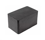 JTC-5835 - Накладка для домкрата 180х110х100мм JTC - 
  Используется для предотвращения повреждений кузова автомобиля при работах на подъемнике.
  Материал: резина. 
  Размер: 180х110х100 мм.
  Количество в оптовой упаковке: 8 шт.
  Габаритные размер JTC-5835