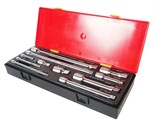 JTC-K1111 - Набор удлинителей 1/4",3/8",1/2" 11 предметов в кейсе JTC - 
  В комплекте:

  
  
    JTC-3006-7: удлинитель под ключ 1/4&quot;: 2&quot;, 4&quot;, 6&quot; - 3 шт.  
    JTC-3606-10: удлинитель под ключ 3/8&quot;: 1-3/4&quot;, 3&quot;, 6 JTC-K1111