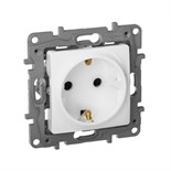 Розетка 1-м СП Etika 16А IP31 250В 2P+E с заземл. защ. шторки немецк. стандарт винтов. клеммы механизм бел. Leg 672222 1066910
