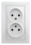 Розетка 2-м СП Plano 1-204-01 16А IP20 250В 2х2P бел. Intro Б0053904 1672630