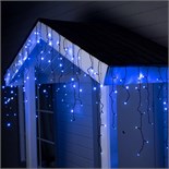 Гирлянда «Бахрома» 4 × 0.6 м, IP44, тёмная нить, 180 LED, свечение синее, мерцание белым, 220 В 1080162