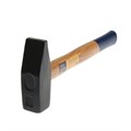 Молоток слесарный ТУНДРА, квадратный боек, деревянная рукоятка, 2000 г 1672055 - фото 17097000